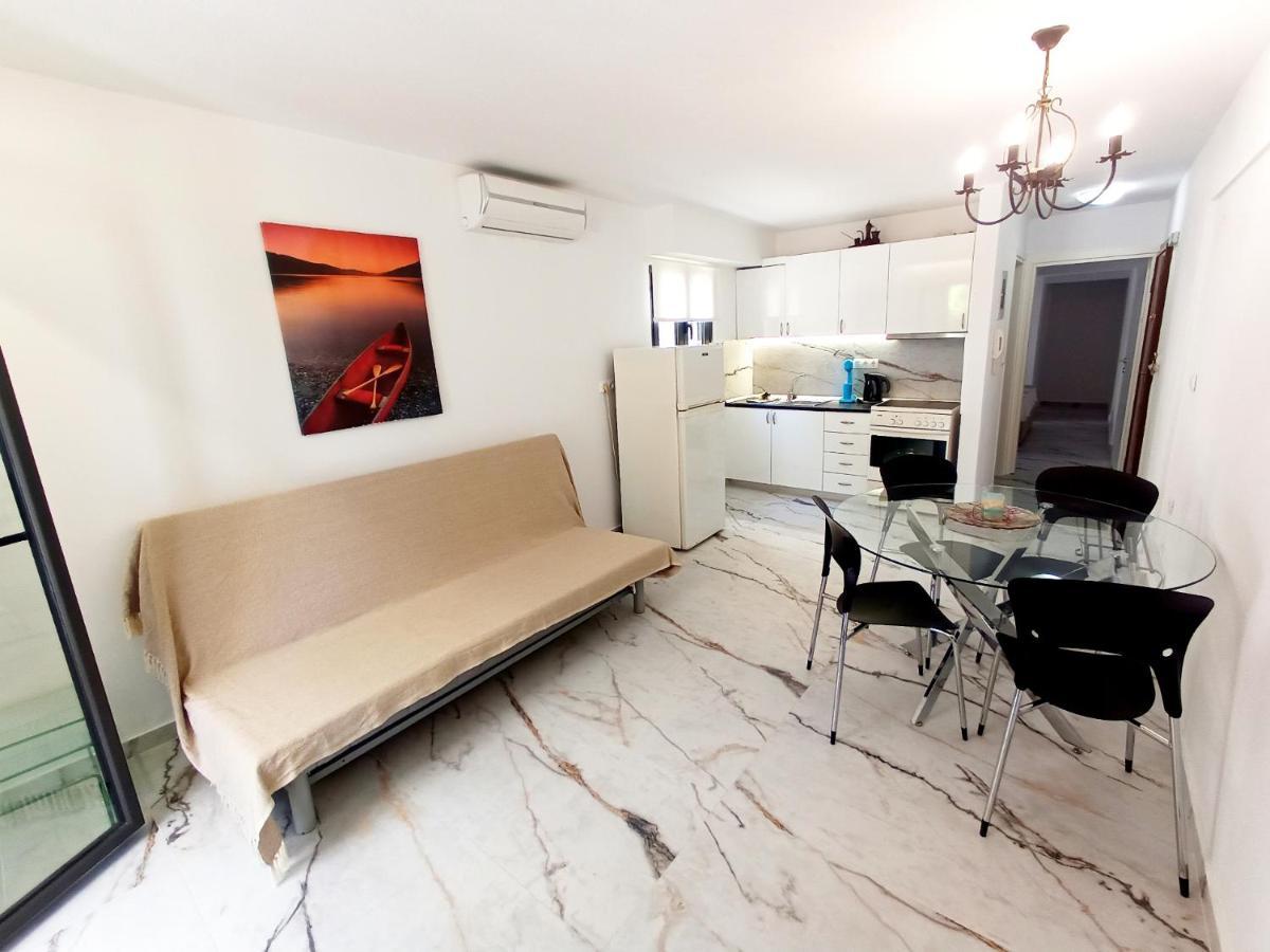 Salonikiou Beach Apartments Akti Salonikiou Exterior photo
